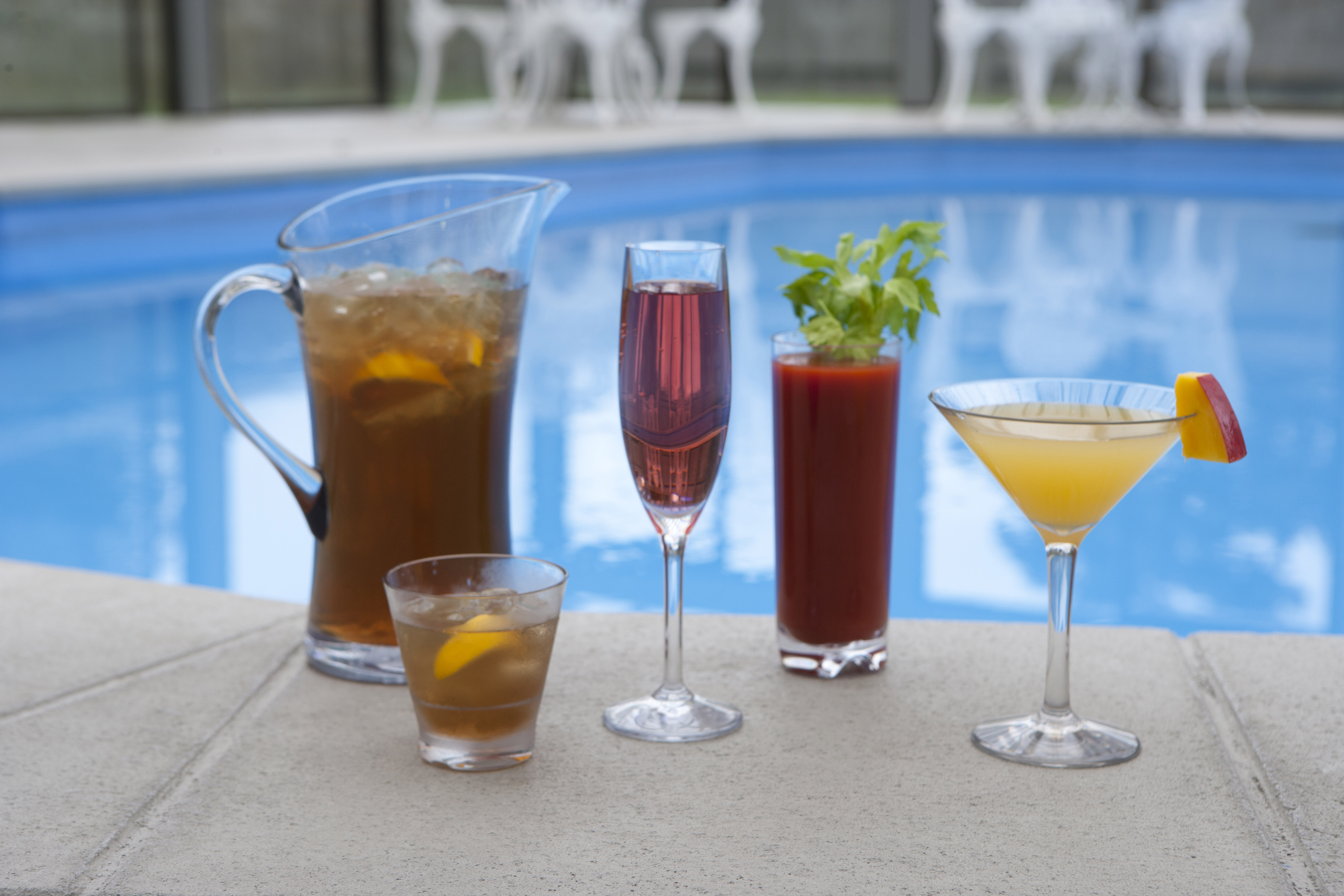 Strahl Assortment lifestyle Pool - G&G Goodfellows