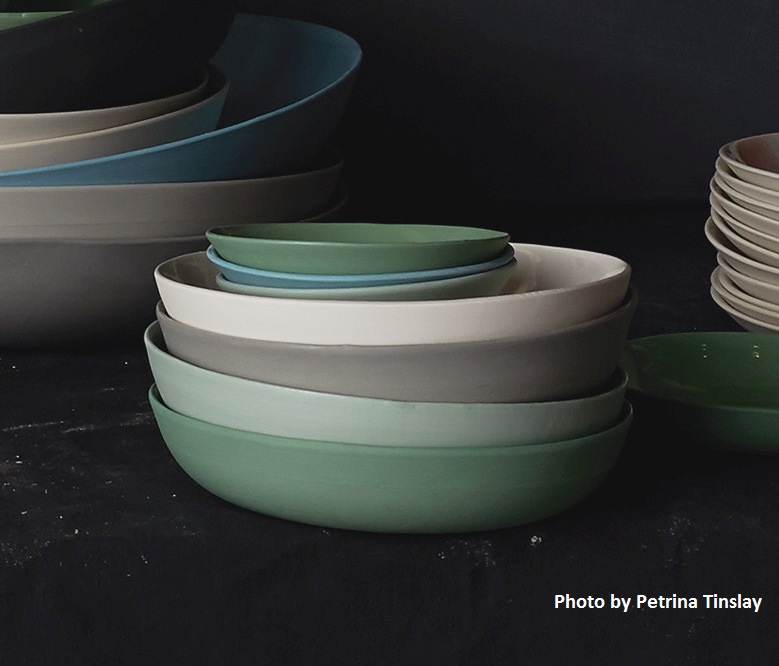 Pebble Bowl Medium with credit - G&G Goodfellows