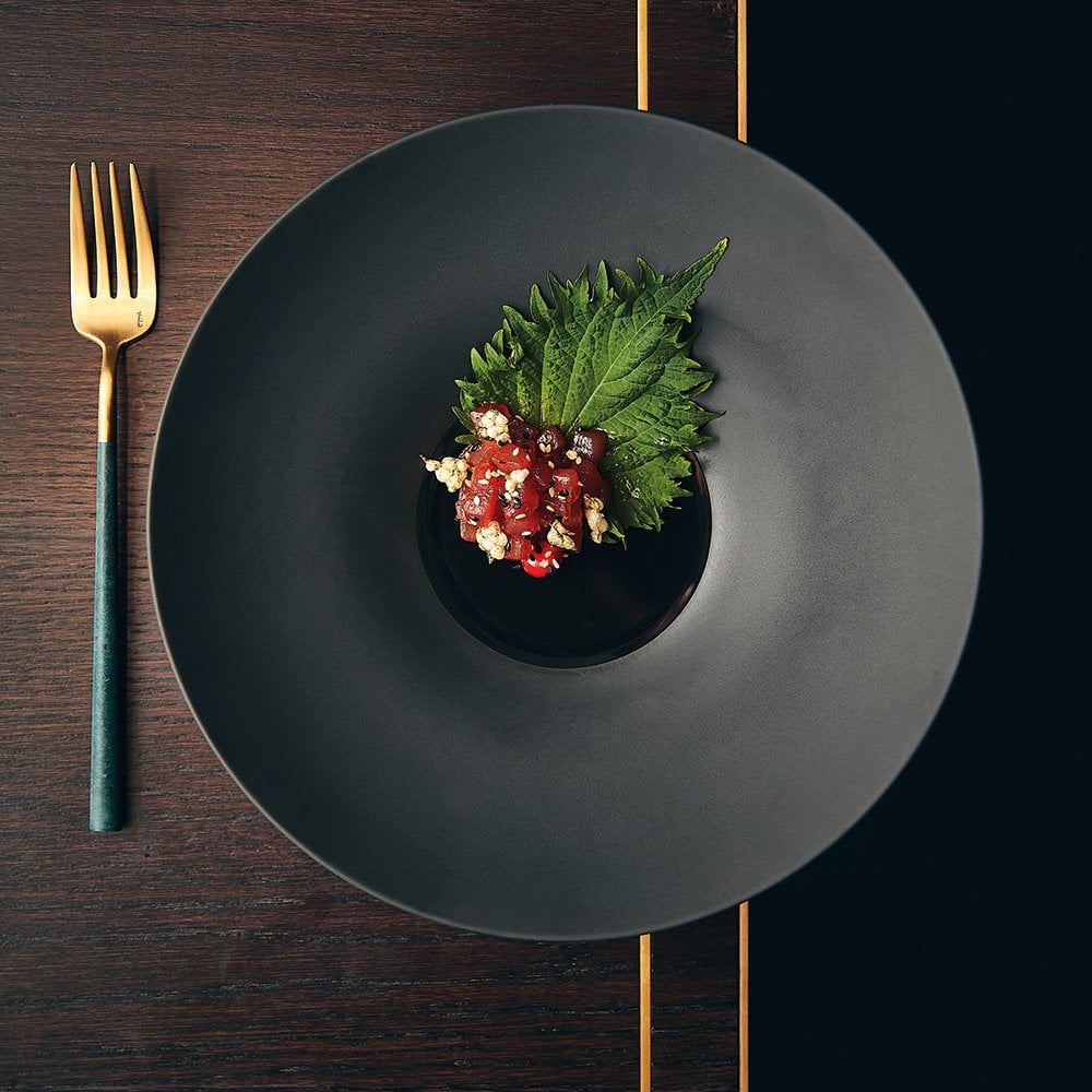 Black Matt Shiny Deep Plate 25cm G G Goodfellows