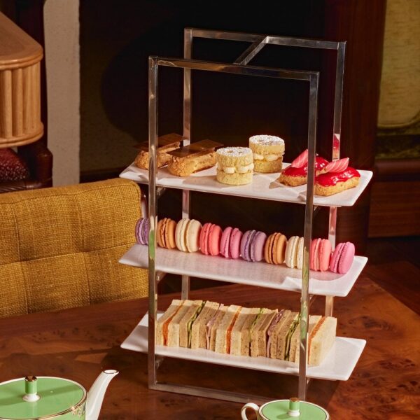 Silver Plated Rect Cake Stand 22x17x46cm