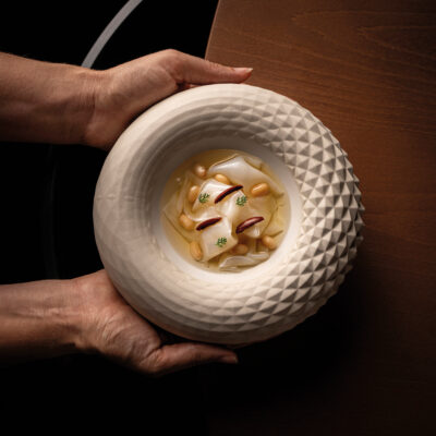 Dragon Deep Plate 20x20x5cm(h) - Gloss White